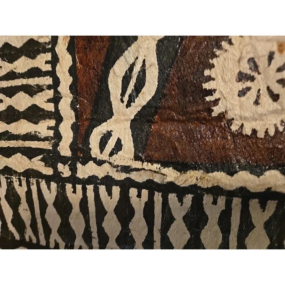 Vtg Handmade FIJI Intricate Tonga Bark Tapa Cloth Design On‎ Burlap Backing